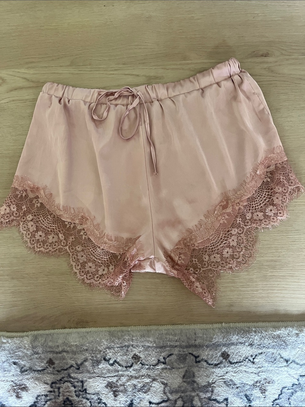 Lace trim pajama bottom